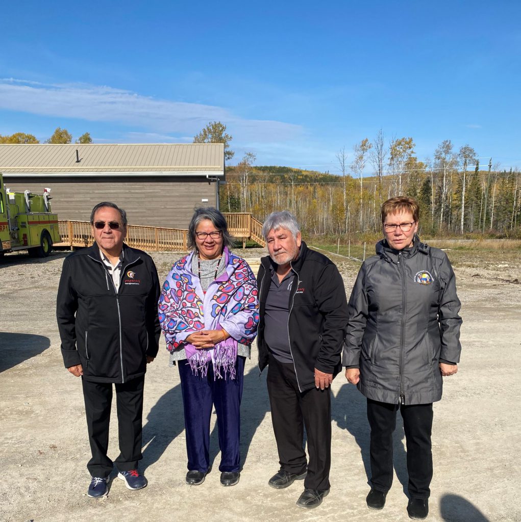 Elder Marcel Donio, National Chief RoseAnne Archibald, Chief Paul Gladu, Councillor Tracy Gibson